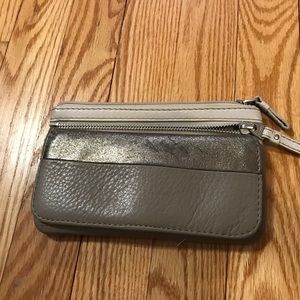 Fossil women’s tri toned leather wallet